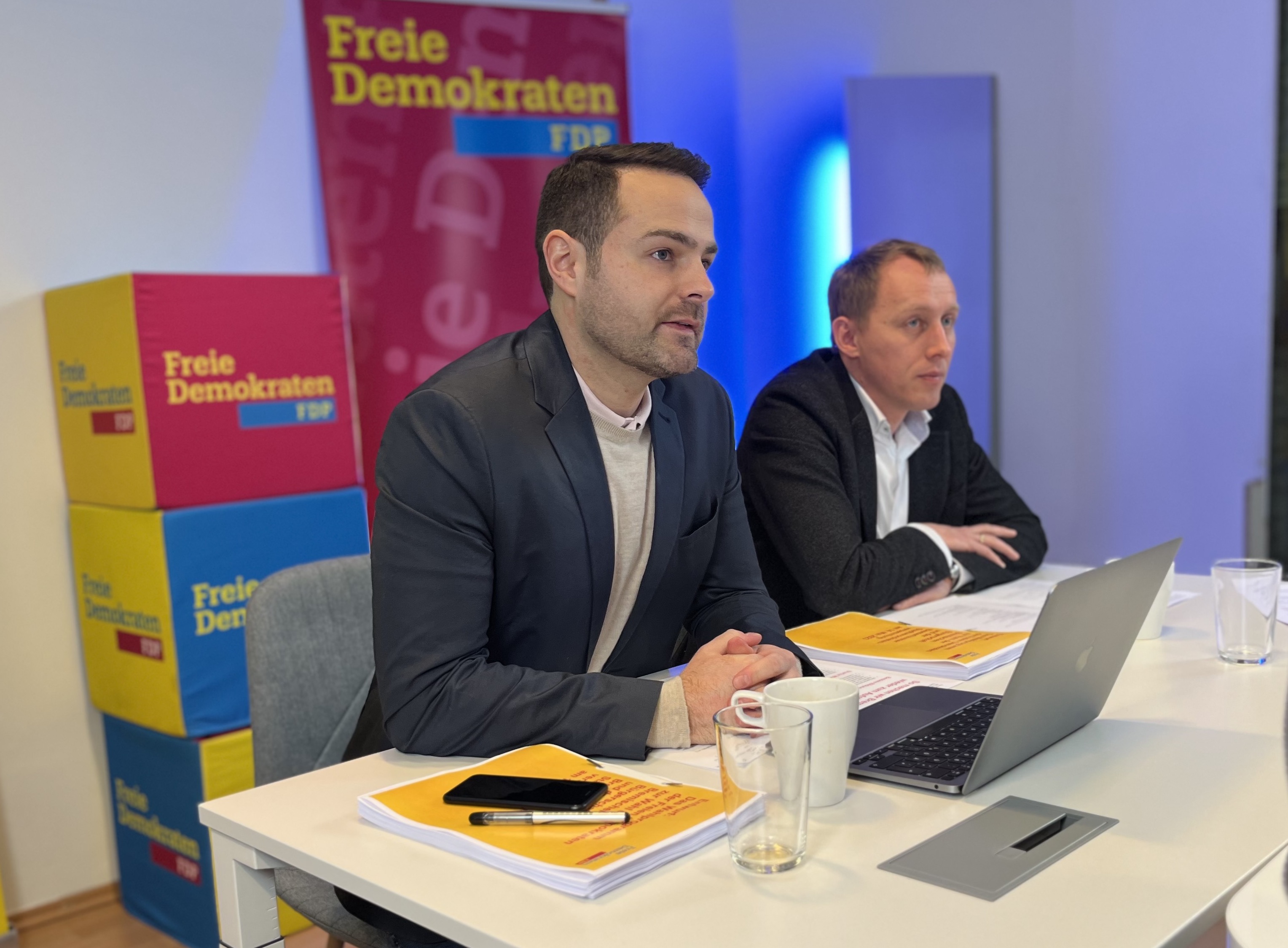 Vorstellung Entwurf Wahlprogramm FDP Bremen Bremerhaven Thore Schäck Hauke Hilz