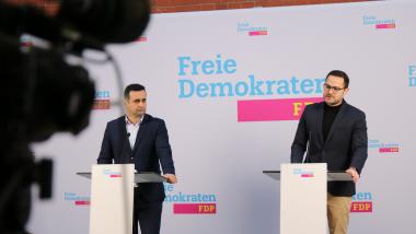 FDP-Generalsekretär Bijan Djir Sarai und Thore Schäck, Landesvorsitzender FDP Bremen